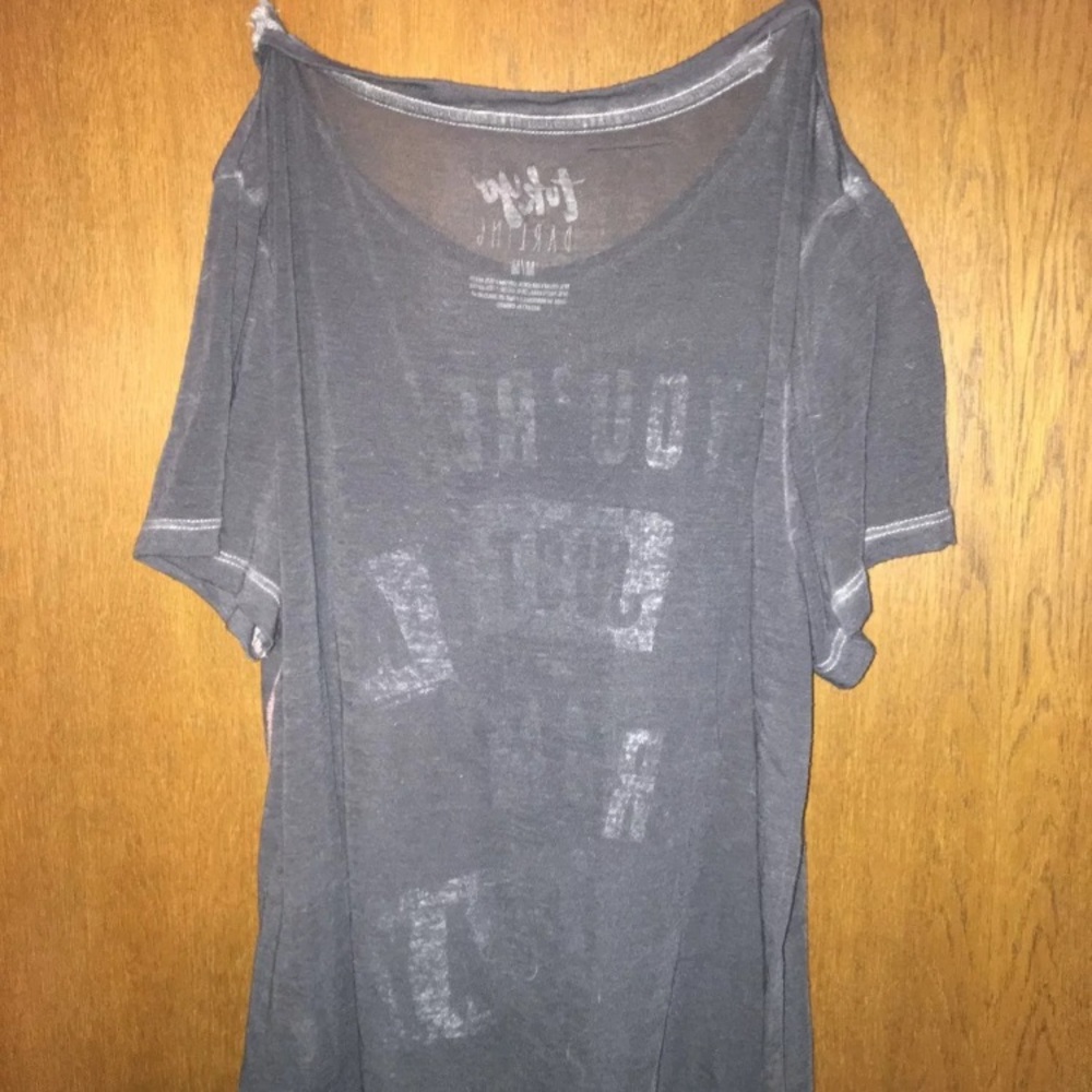 Graphic t-shirt - Picture 4 of 4